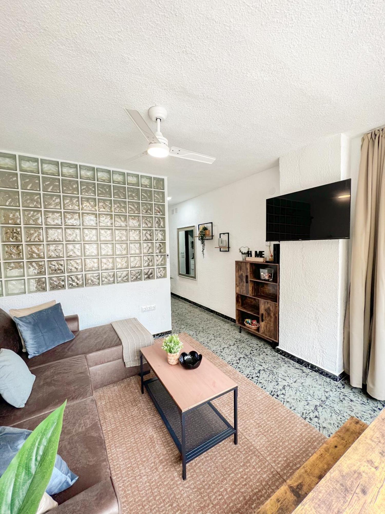 토레몰리노스 Cozy And Bright Flat With Pool 아파트 외부 사진